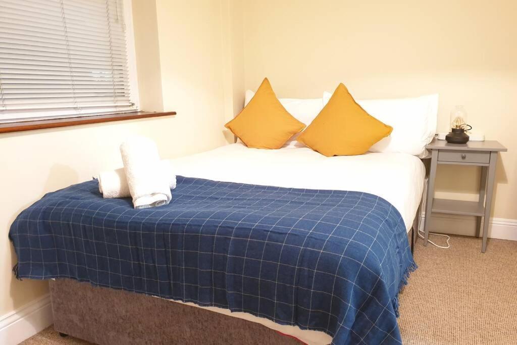 Ferienwohnung Large 3 Bed, Galway City Centre Exterior foto