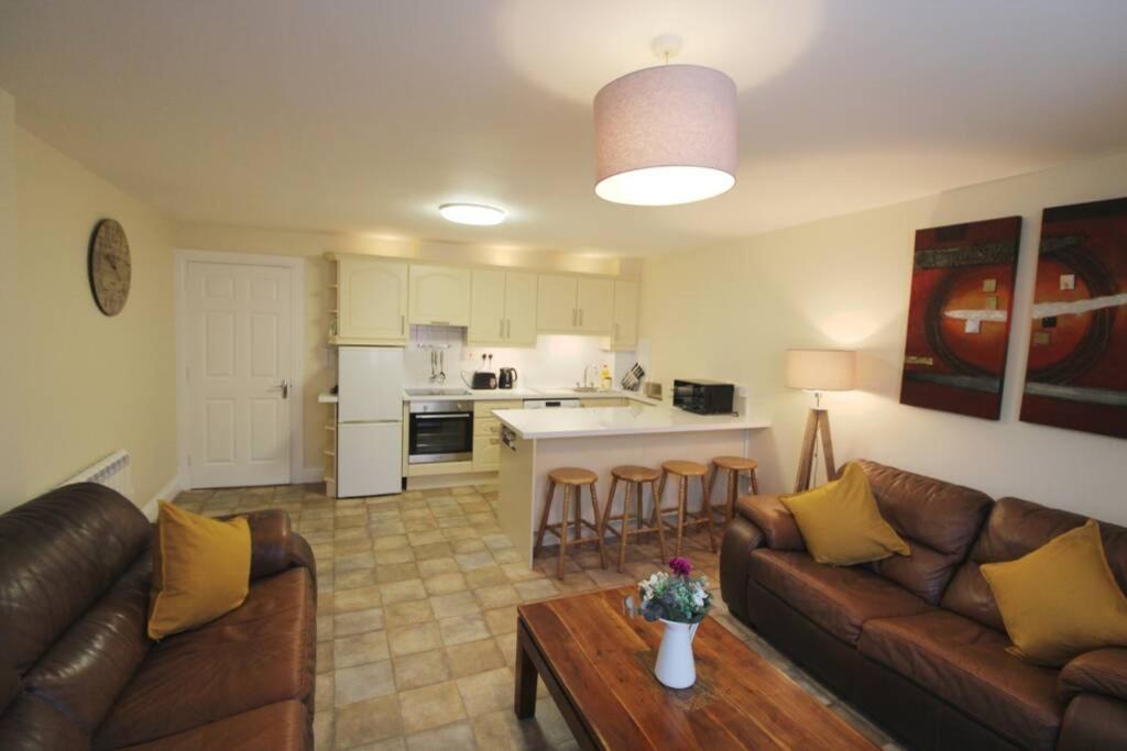 Ferienwohnung Large 3 Bed, Galway City Centre Exterior foto