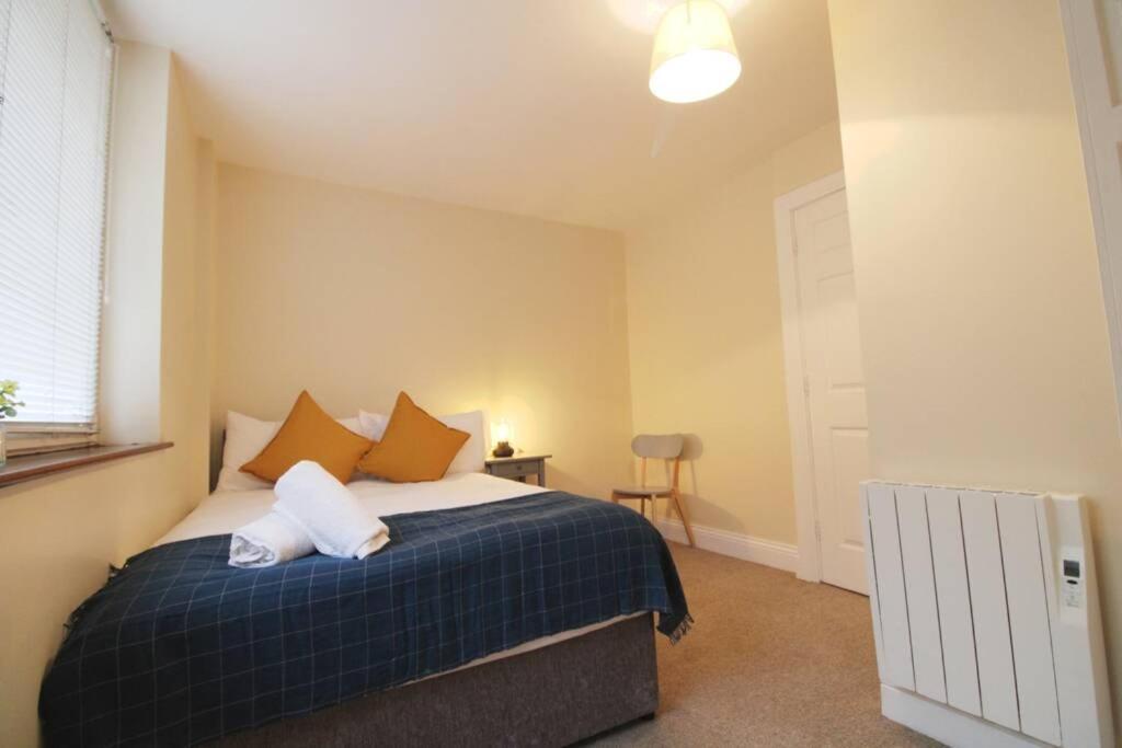 Ferienwohnung Large 3 Bed, Galway City Centre Exterior foto