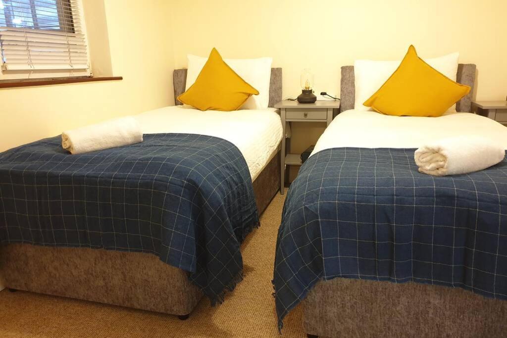 Ferienwohnung Large 3 Bed, Galway City Centre Exterior foto